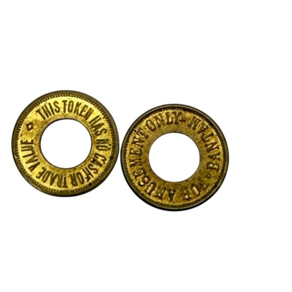 Tokens Metal Lot 18 No Cash Value Exonumia Amusement Car Wash - Picture 3 of 12